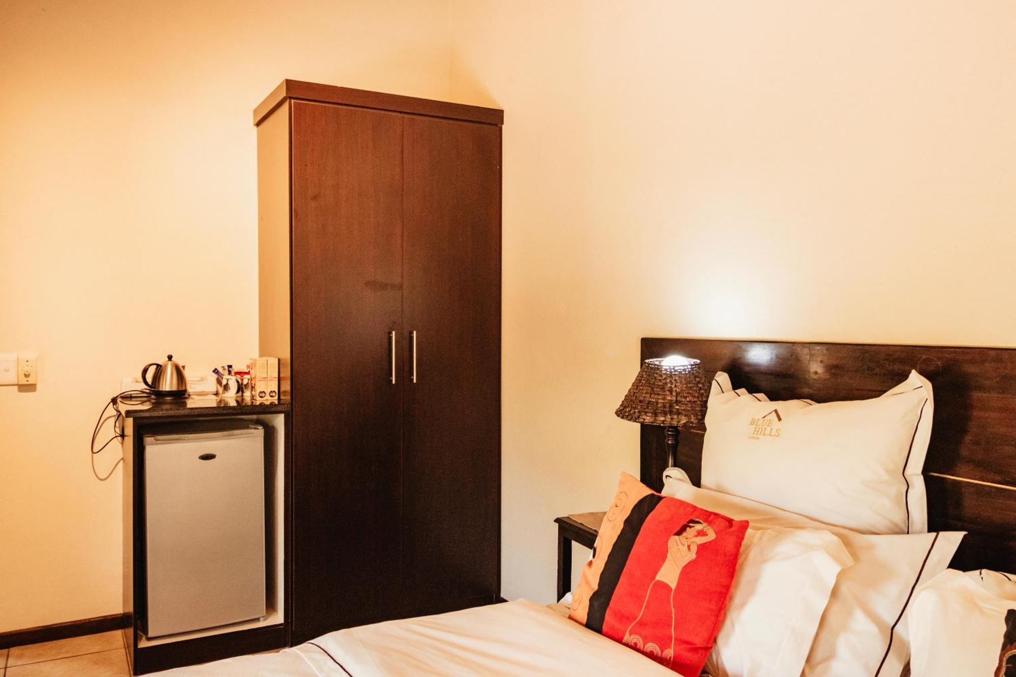 Blue Hills Lodge Midrand Szoba fotó